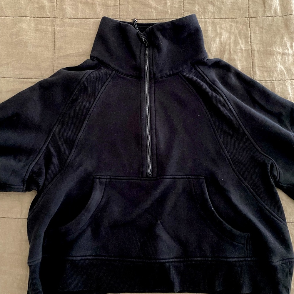 Lululemon funnel neck scuba half-zip (M/L)
